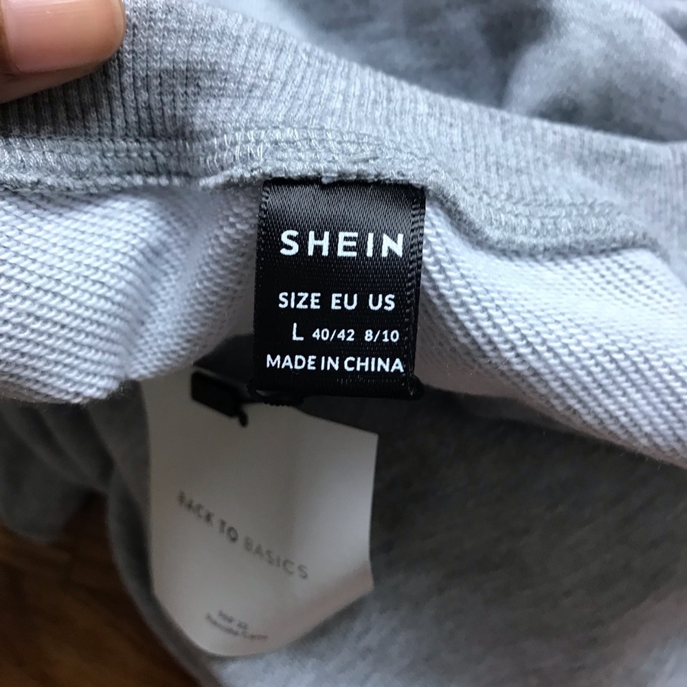 Gray Cropped Sweatshirt NWT - Picture 4 of 4